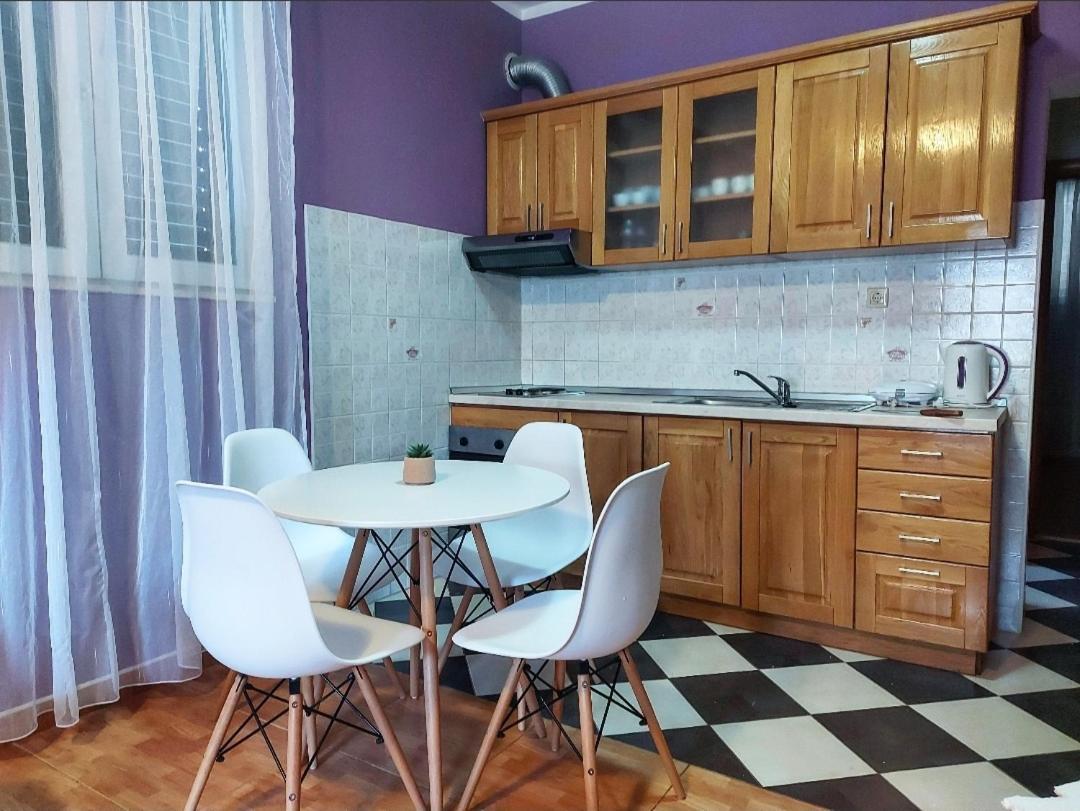 Apartments Ivana โลวิสเต ภายนอก รูปภาพ
